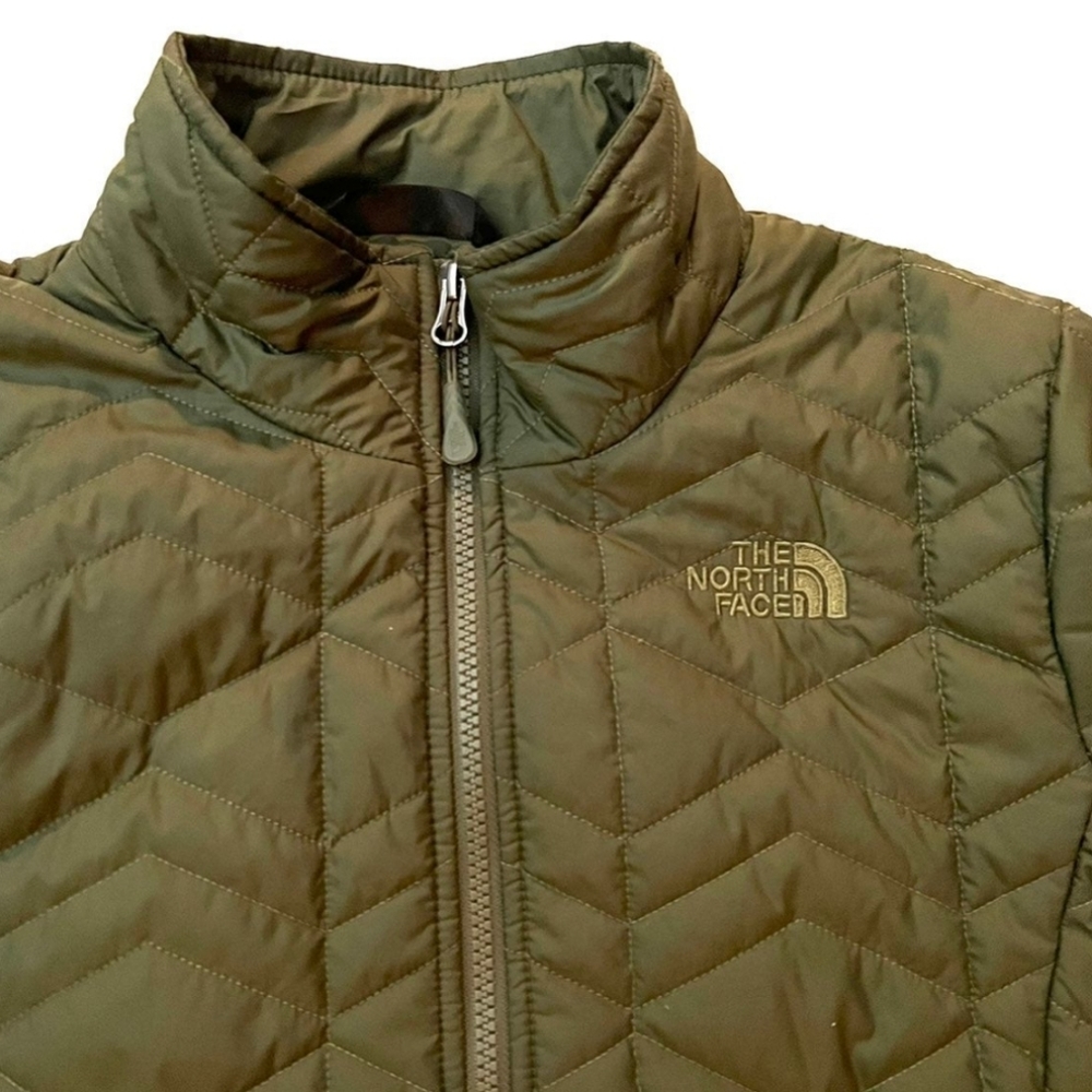 The North Face • Army Olive Green Womens Jacket Size Medium - Picture 2 of 4